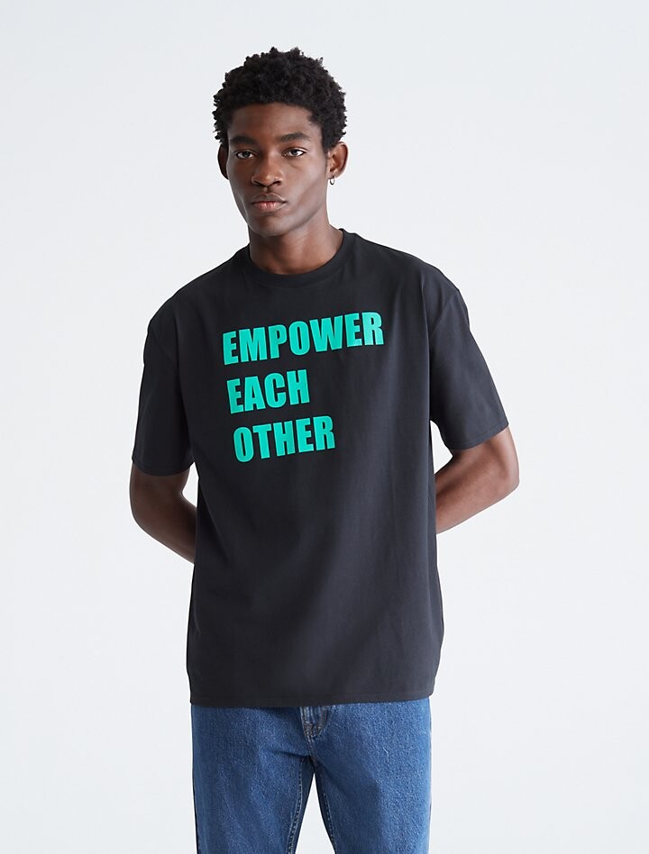 

Футболка Pride Relaxed Empower с круглым вырезом Calvin Klein, черный