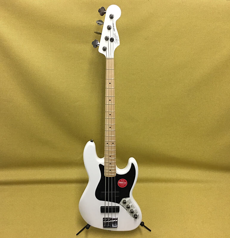 

Squier 037-0450-505 Contempo Active Jazz Bass HH Кленовая накладка на гриф Flat White Окрашенная головка грифа 037-0450-505 Contemporary Active Jazz Bass HH, Maple Fingerboard, Flat White