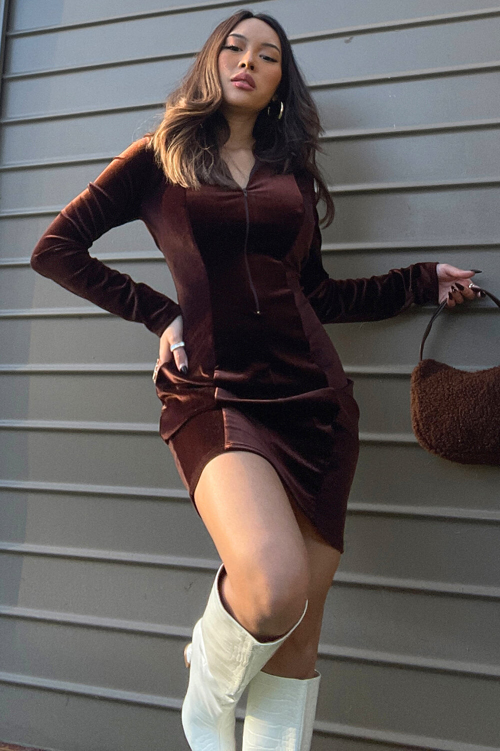 

Мини платье Fashion Nova AD5469FN, коричневый