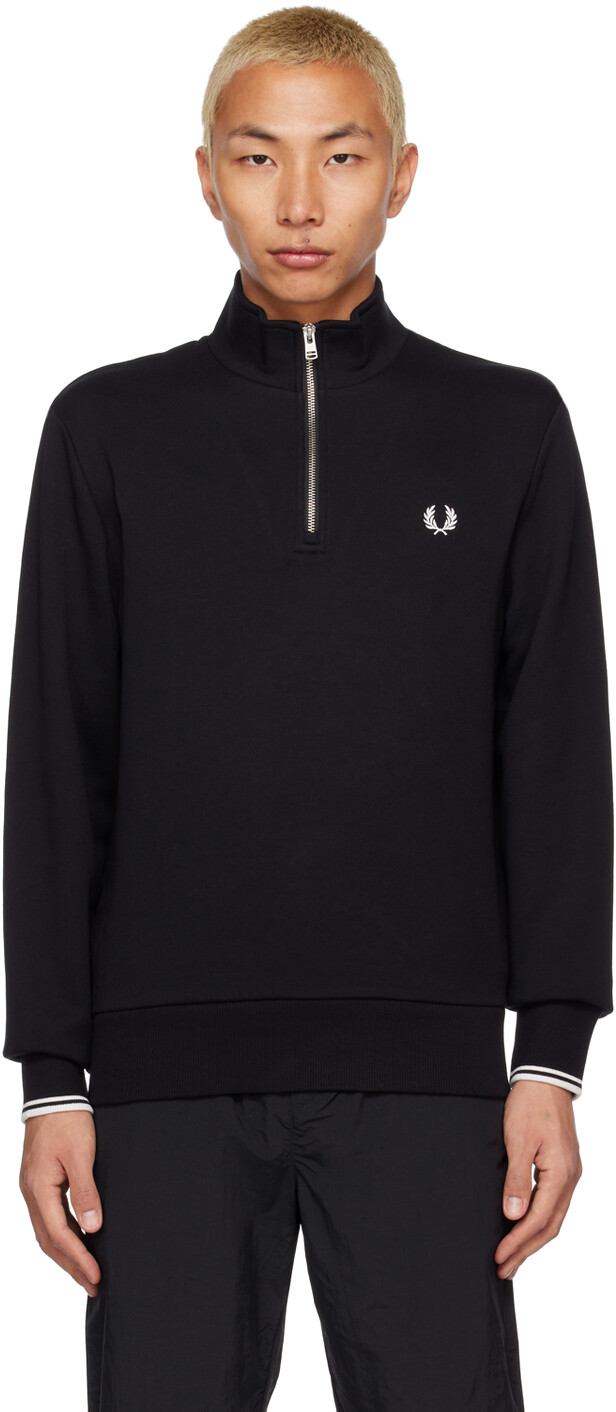 

Черный свитер M3574 Fred Perry