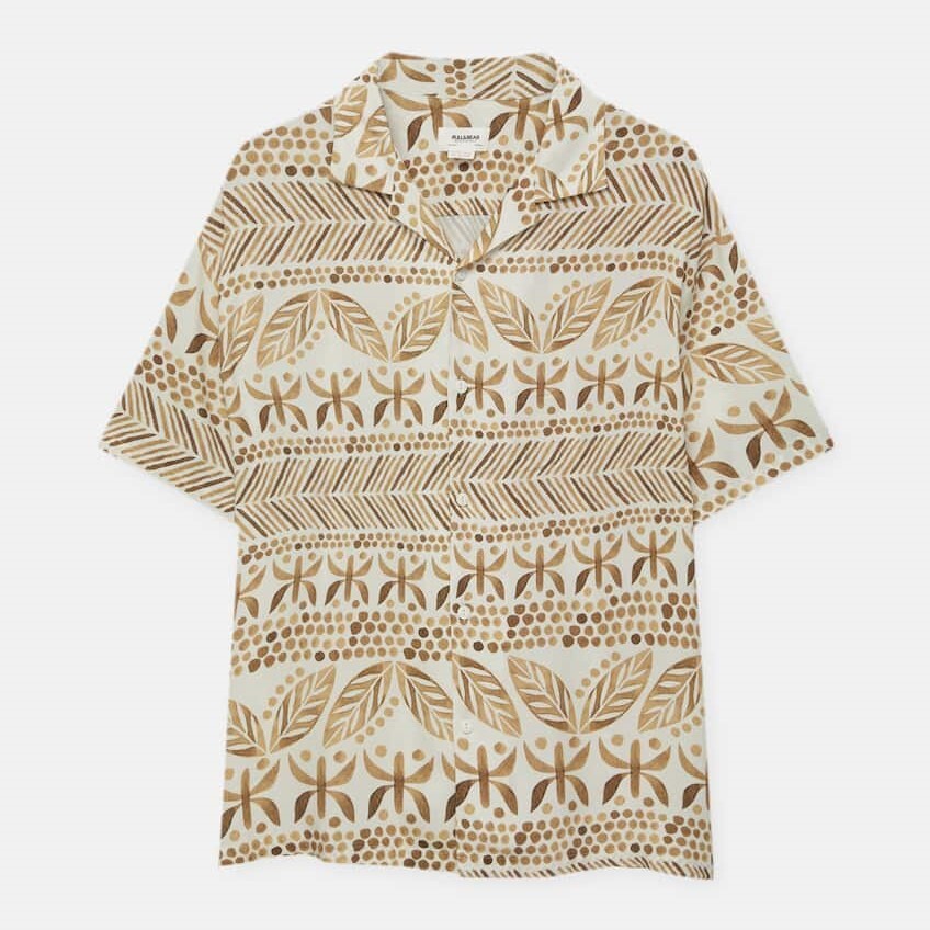 

Рубашка Pull&Bear Hawaiian Print, белый/бежевый