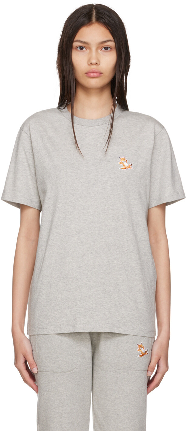 

Серая футболка Chillax Fox Maison Kitsuné