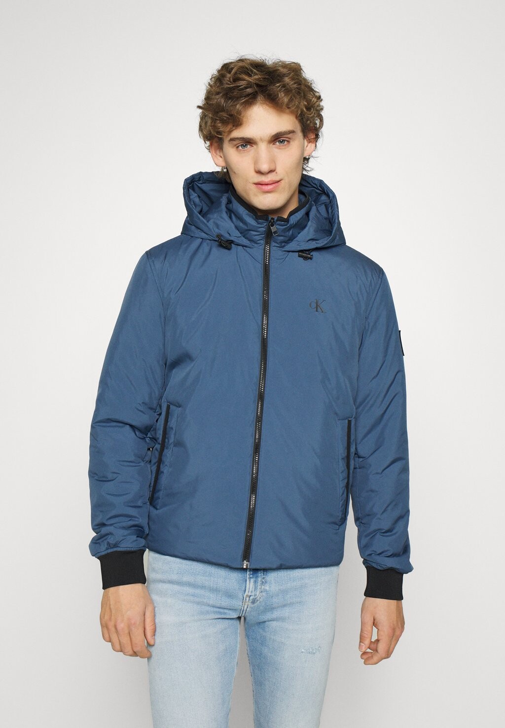 

Куртка демисезонная Calvin Klein Jeans
