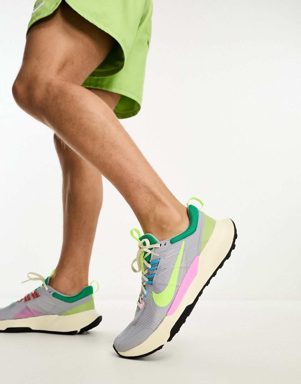 

Разноцветные кроссовки Nike Running Trail Juiper