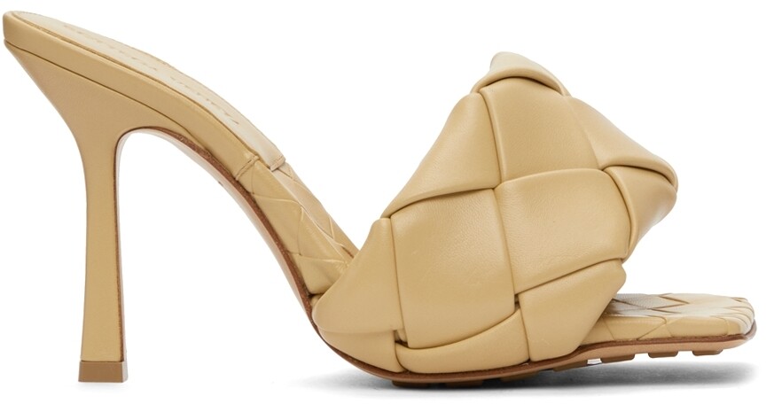 

Бежевые босоножки на каблуке Intrecciato Lido Bottega Veneta