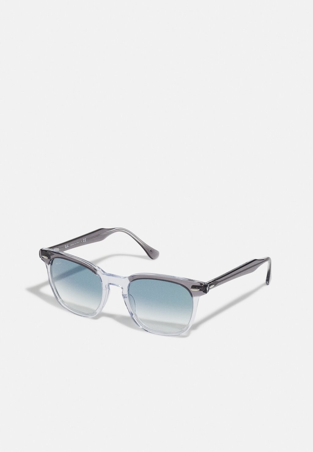 

Солнцезащитные очки Ray-Ban