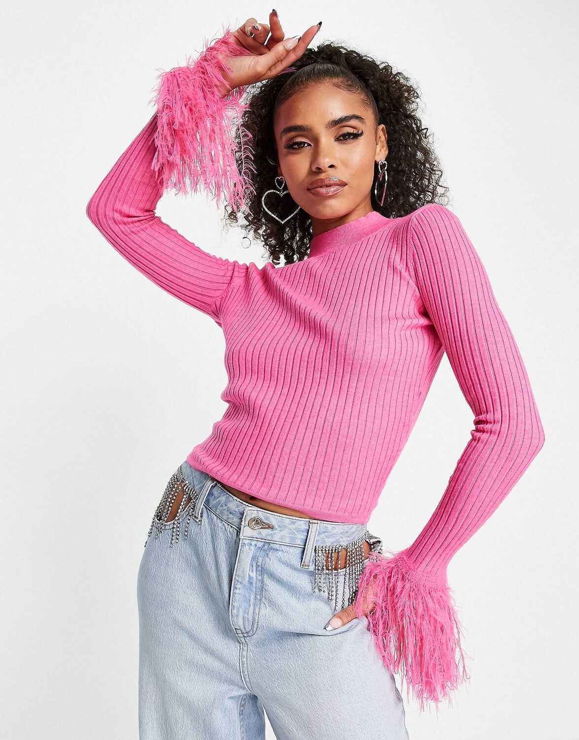 

Розовый джемпер с манжетами из искусственного пера ASOS DESIGN