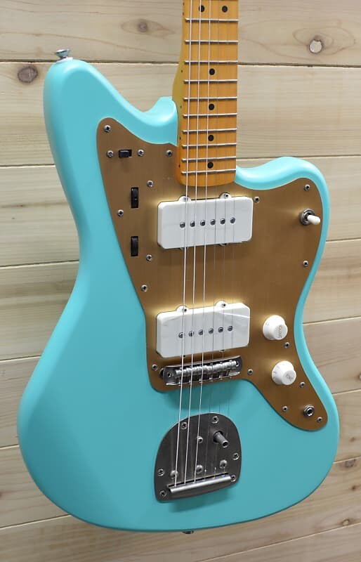 

New Squier 40th Anniversary Jazzmaster Guitar Vintage Edition Satin Seafoam Green
