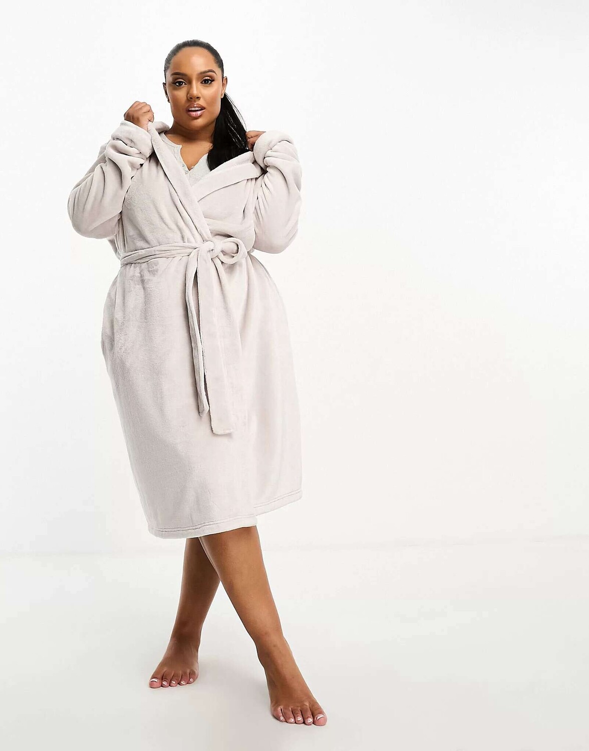 

Супермягкий флисовый халат миди ASOS DESIGN Curve