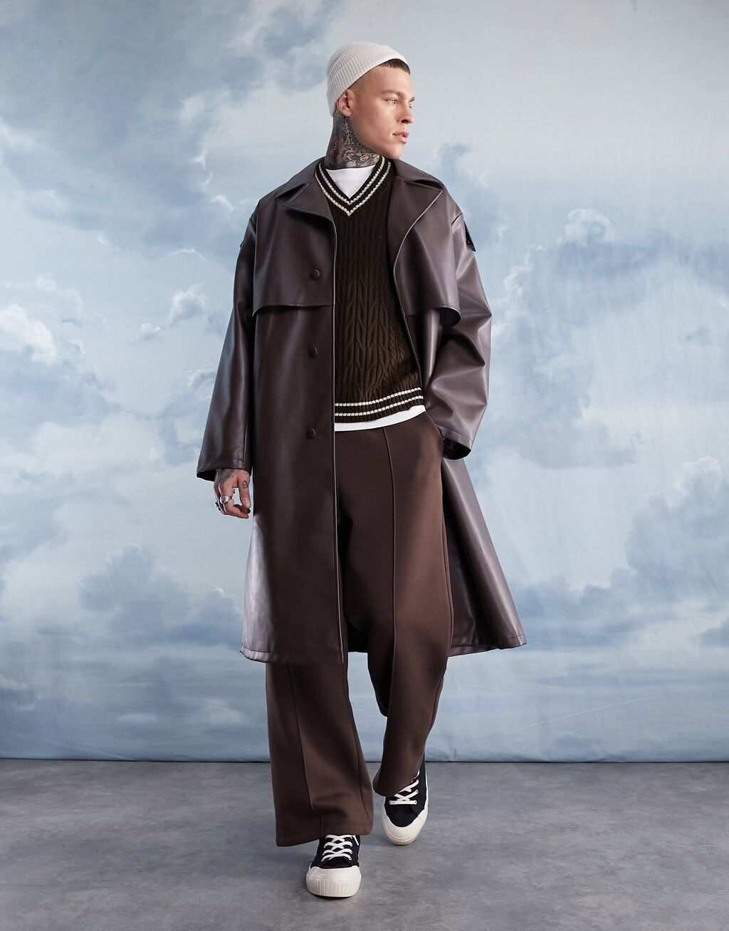 

Коричневый оверсайз-тренч из искусственной кожи ASOS DESIGN