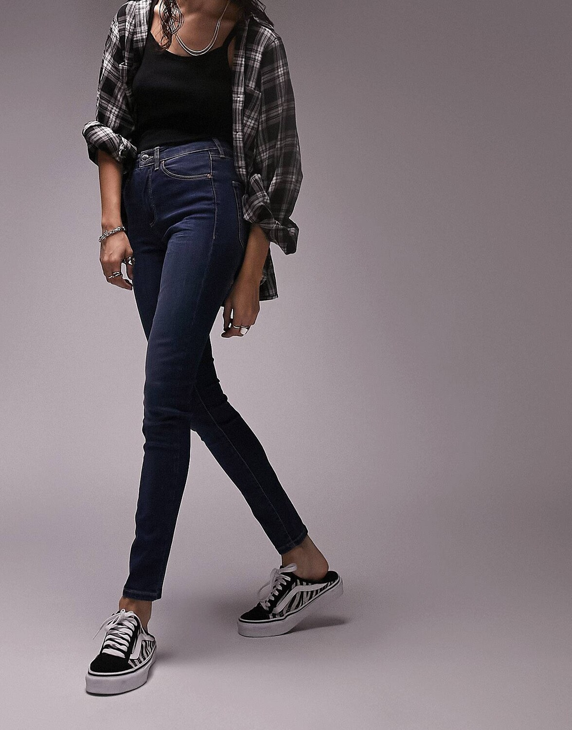 

Джинсы Topshop Leigh цвета индиго
