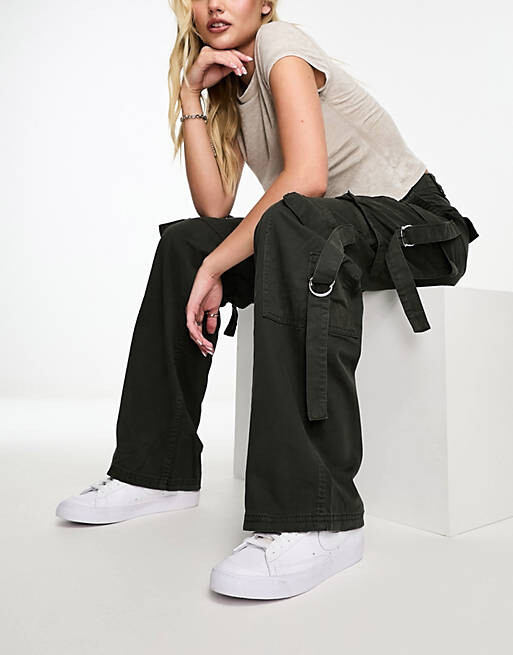 

Белые брюки карго цвета осьминога Bershka, Белый