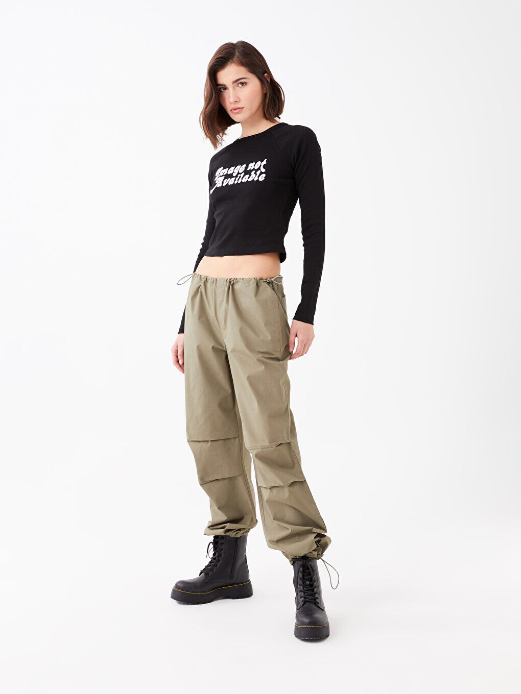 

Женские прямые брюки-парашют с эластичной резинкой на талии LCW Casual, хаки