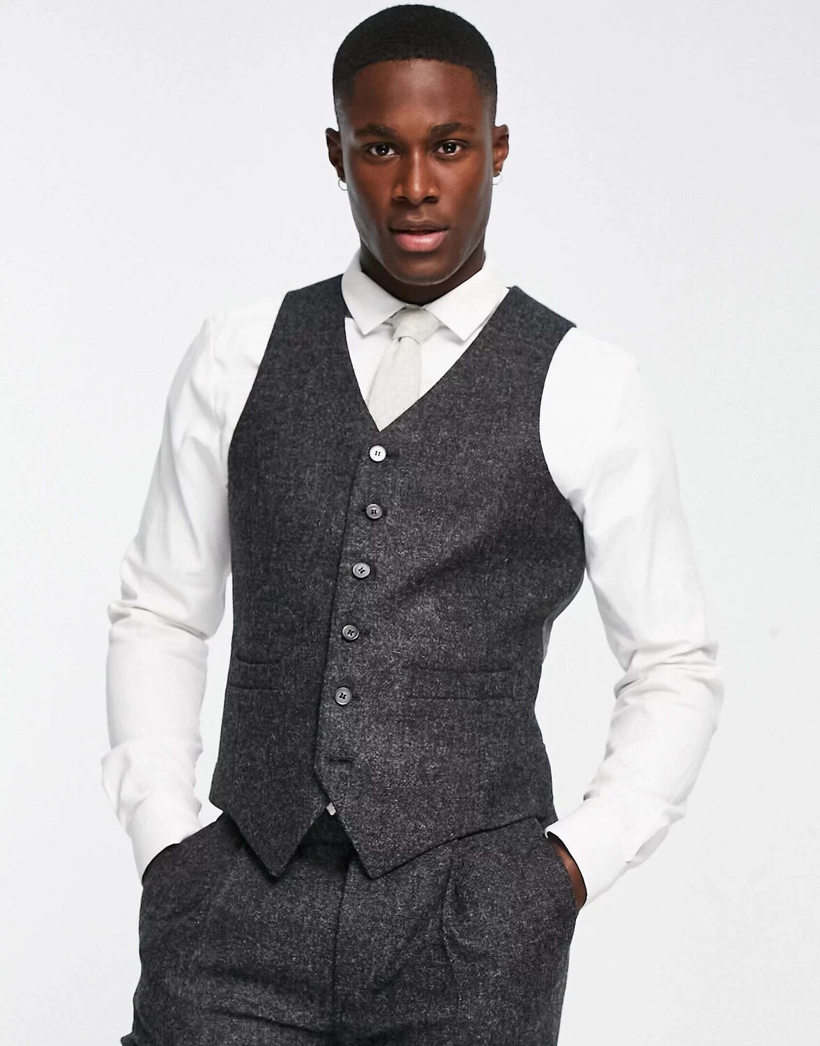 

Твидовый жилет Noak British Tweed темно-серого цвета