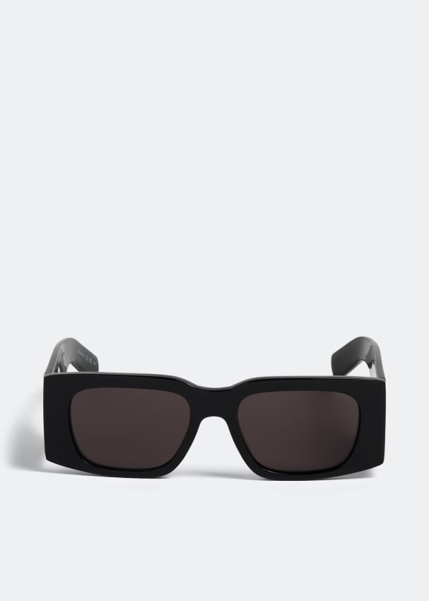 Солнцезащитные очки Saint Laurent SL 654, черный 654 6 5x16 5x114 3 d67 1 et41 sl