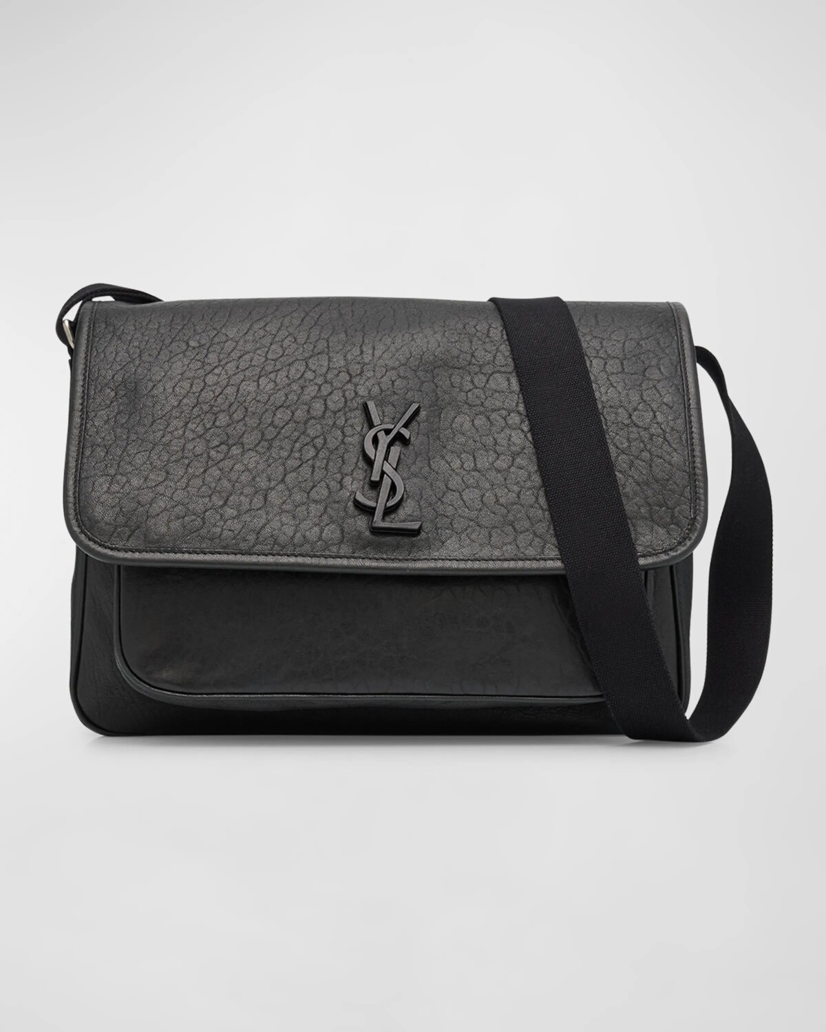

Мужская сумка-мессенджер Niki YSL из зерненой кожи Saint Laurent, цвет Nero