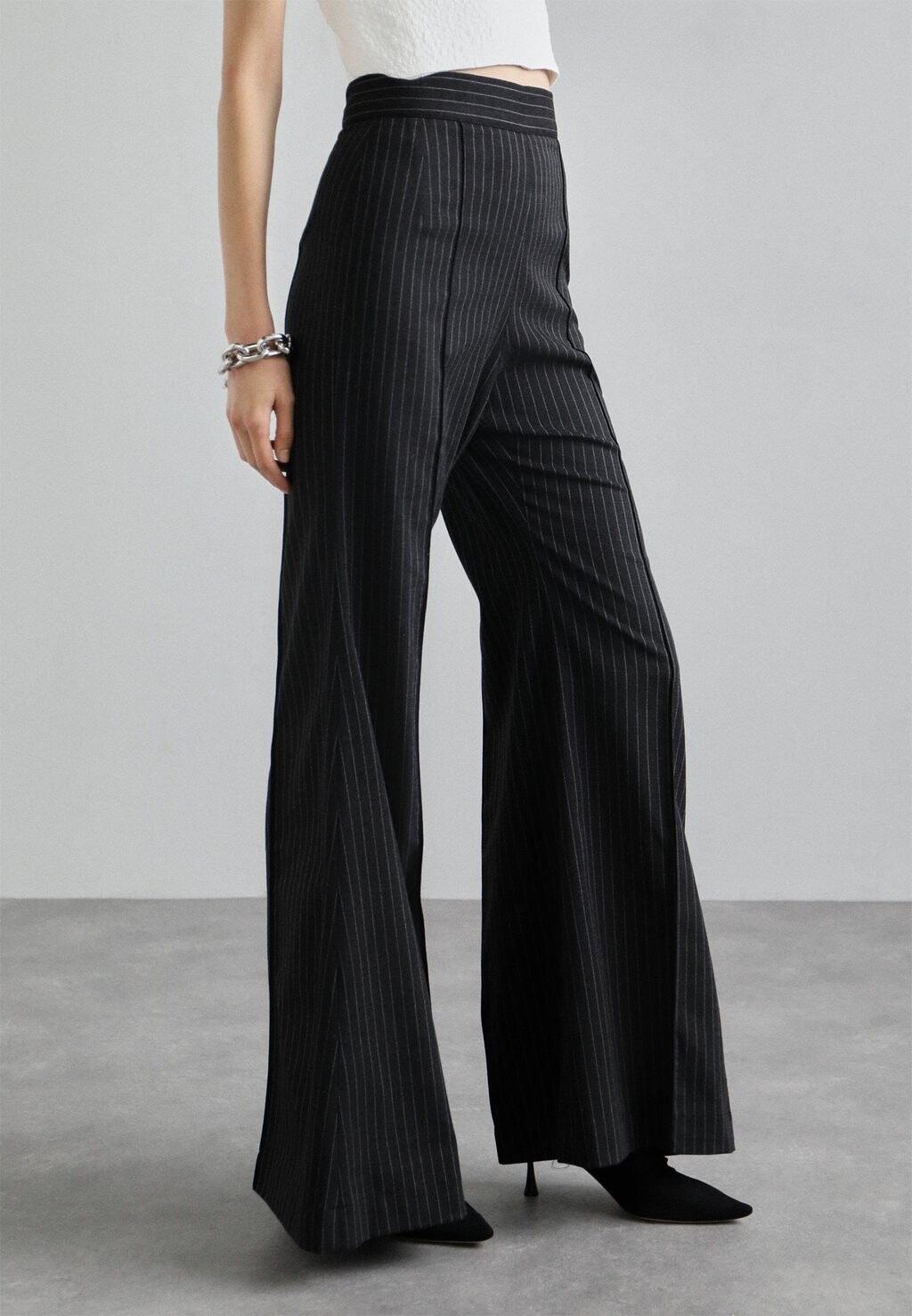 

Брюки STRIPED FITTED FLARED TROUSERS Ioana Ciolacu, черный