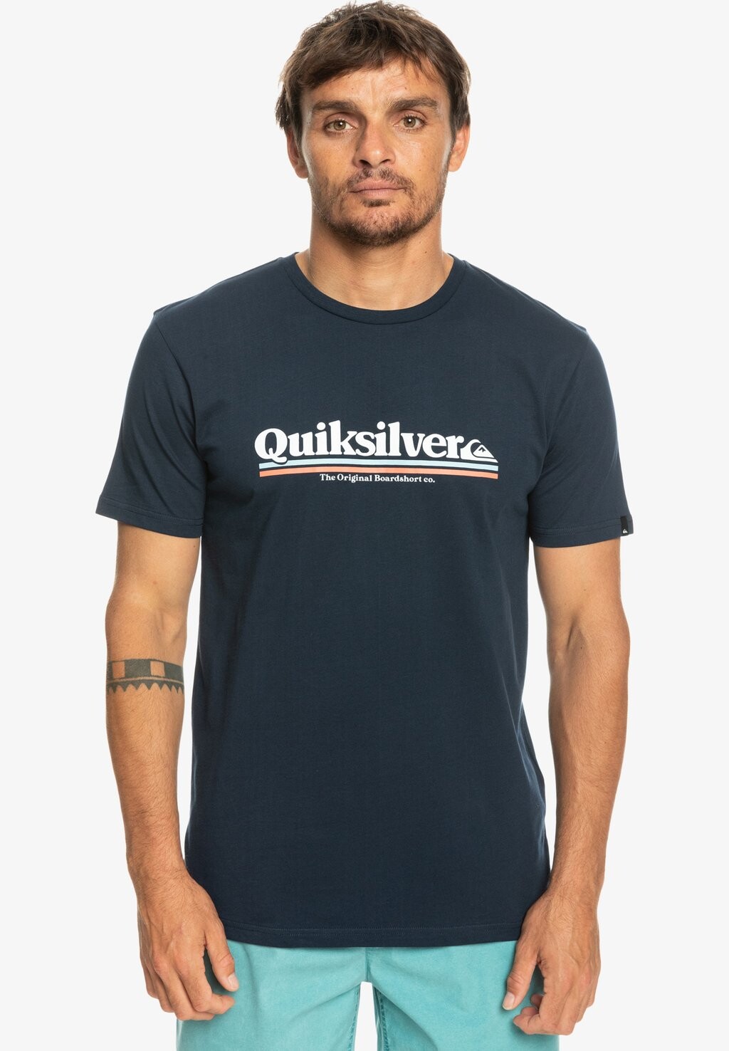

Футболка с принтом Quiksilver, темно-синий