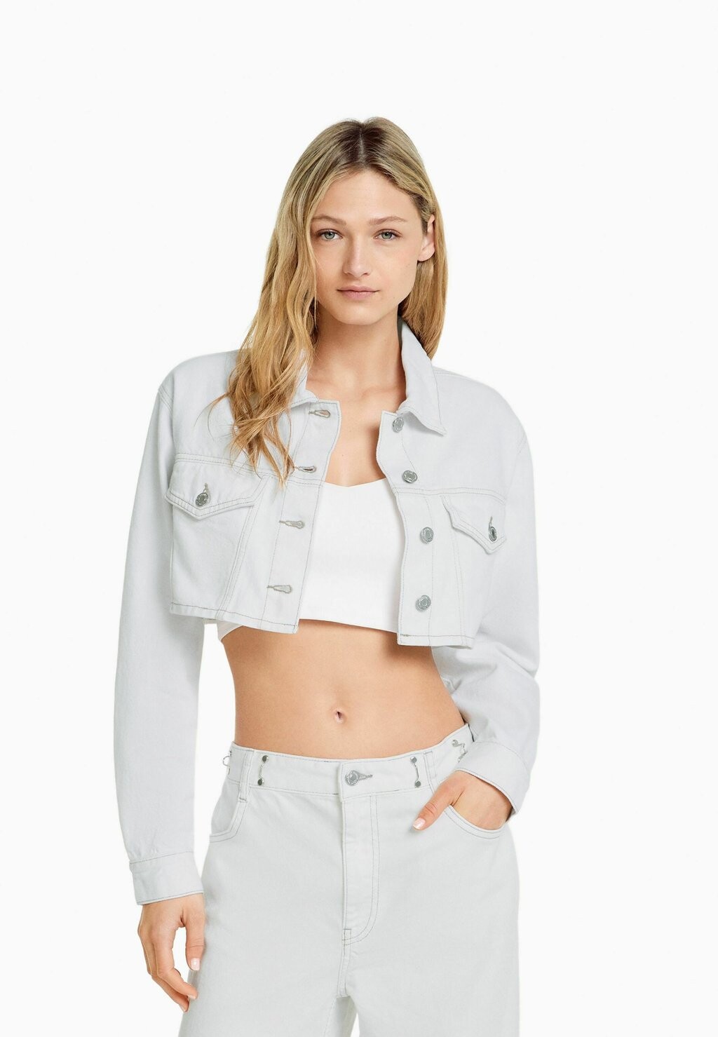 

Джинсовая куртка Bershka