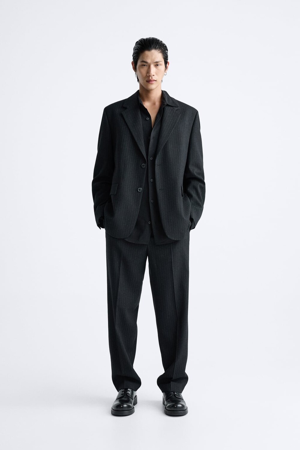 

Костюмный пиджак в тонкую полоску ZARA, черный