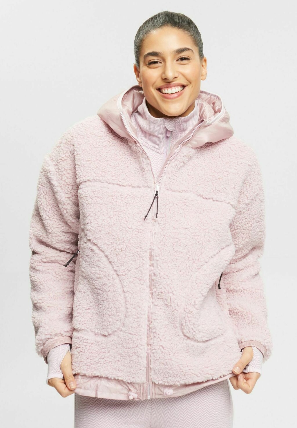 

Флисовая куртка Esprit
