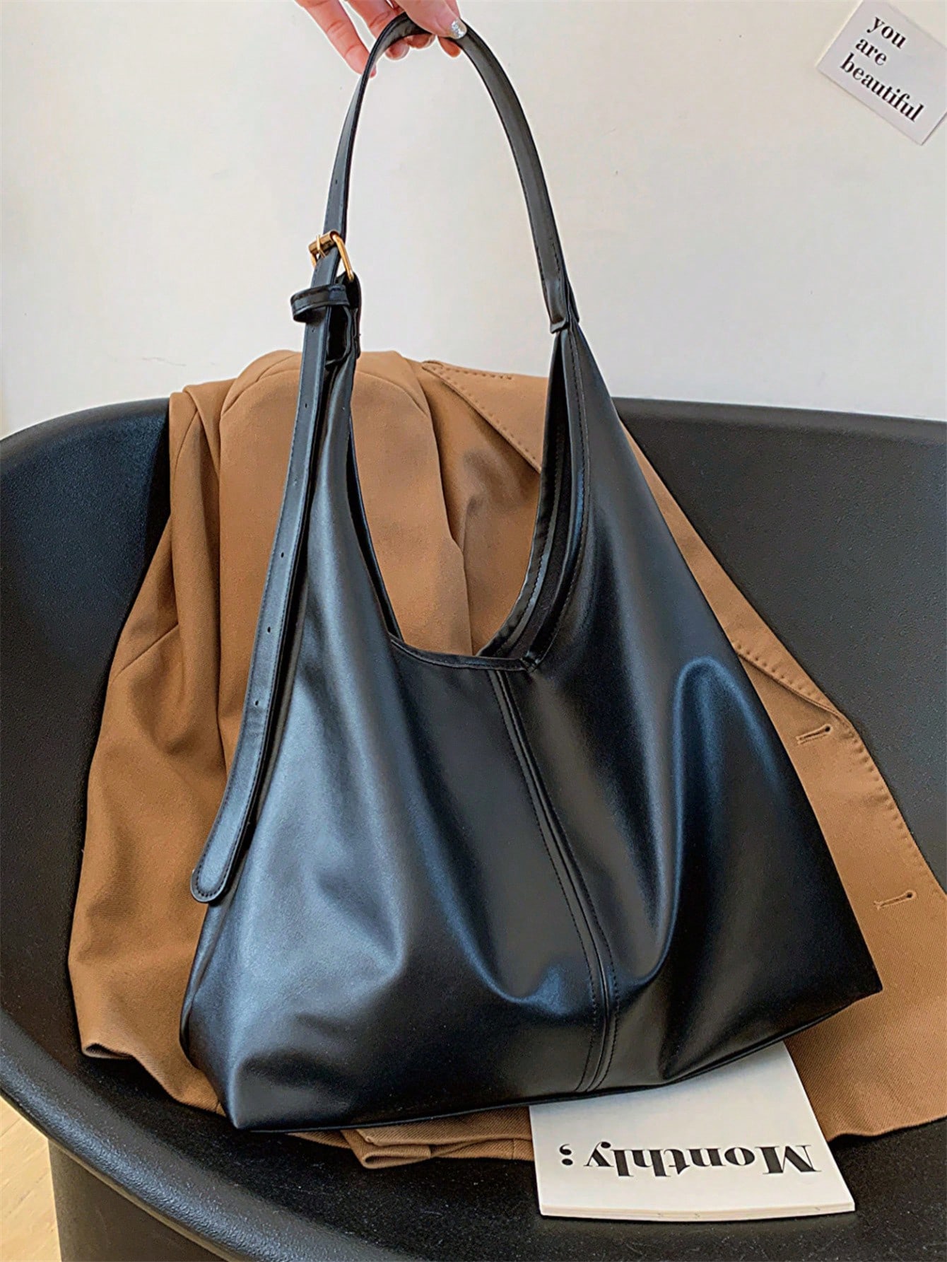 2023 Новая модная женская сумка через плечо на цепочке с модным дизайном и текстурой, черный модная дизайнерская сумка высококачественные кожаные сумки портативная сумка через плечо с цепочкой женская модная мини сумка для путеш