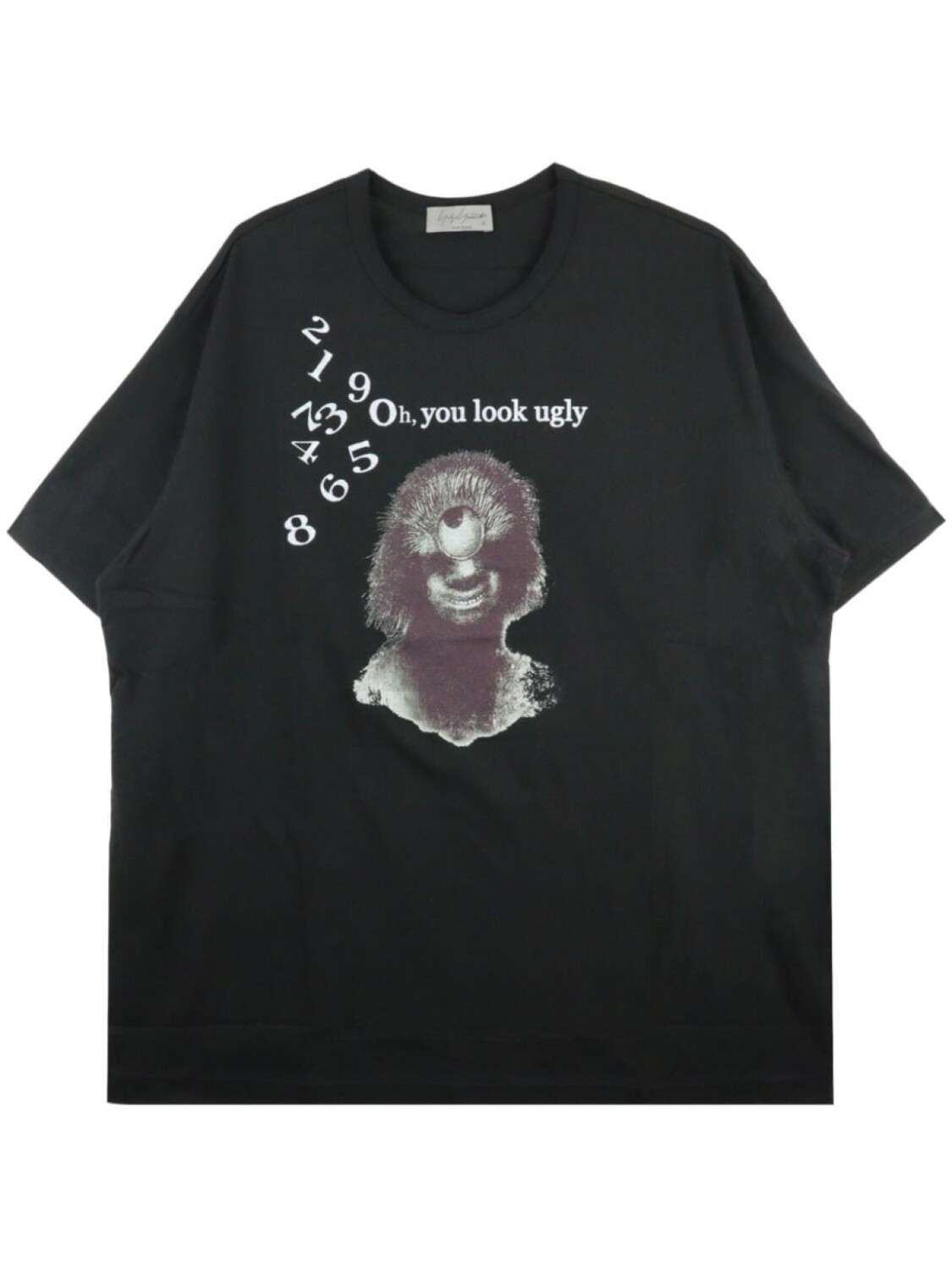 

Yohji Yamamoto футболка с графичным принтом, черный