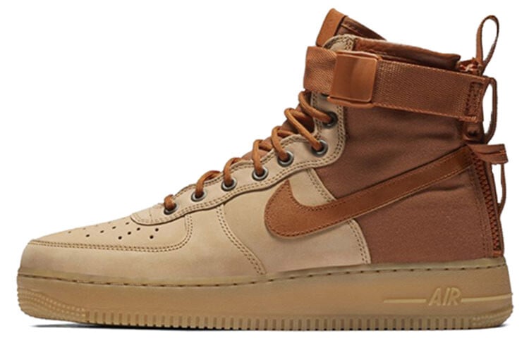 

Nike Air Force 1 Mid Premium Пралине