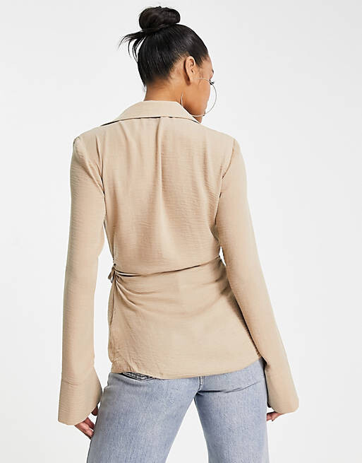 

Рубашка с запахом из натурального камня ASOS DESIGN