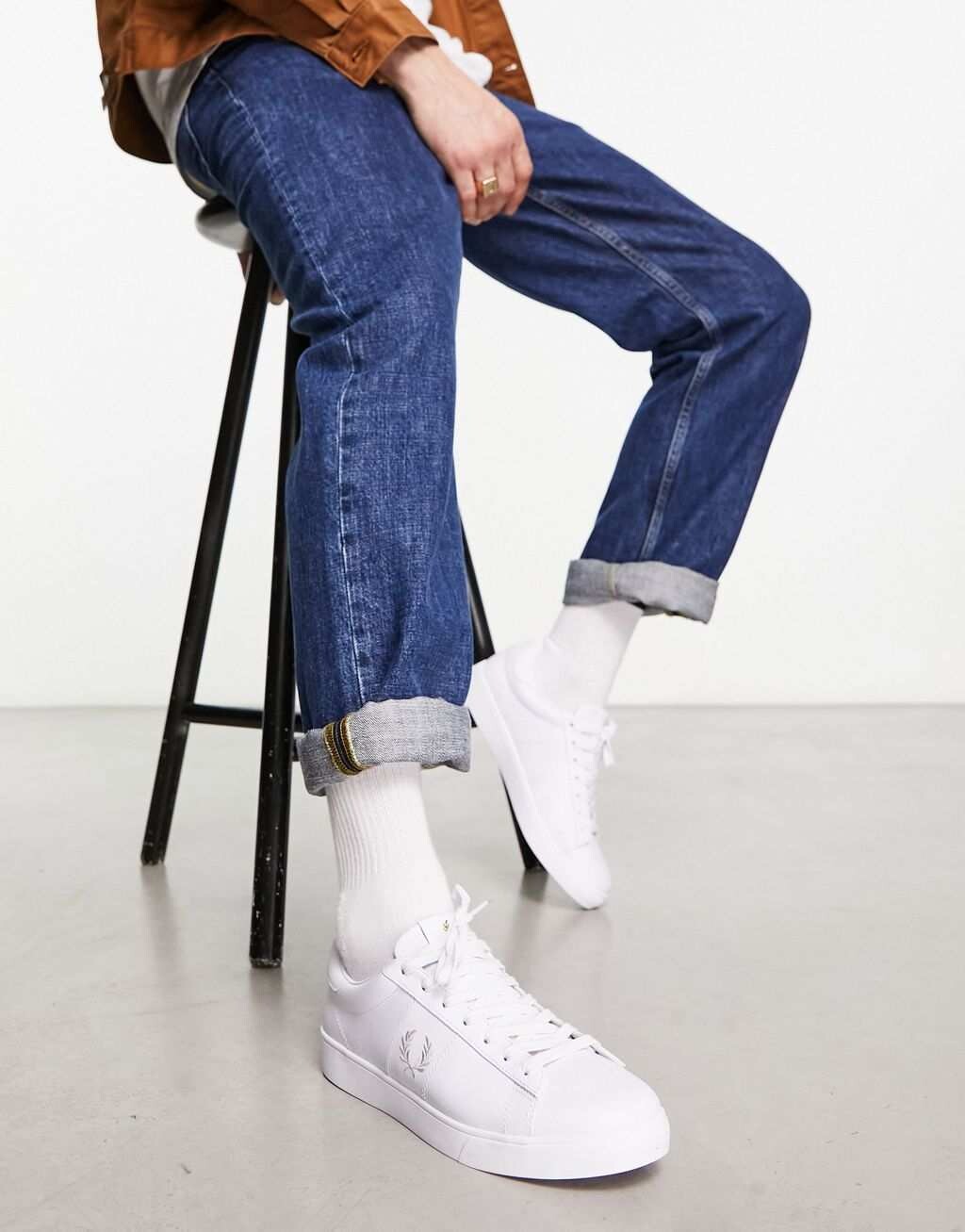 

Белые кожаные кроссовки Fred Perry Spencer