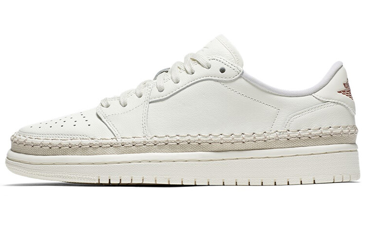 

Jordan 1 Retro Low NS Sail металлик, красная бронза (W)