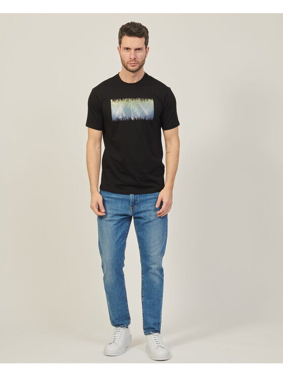 

Футболка стандартного кроя Armani Exchange, черный