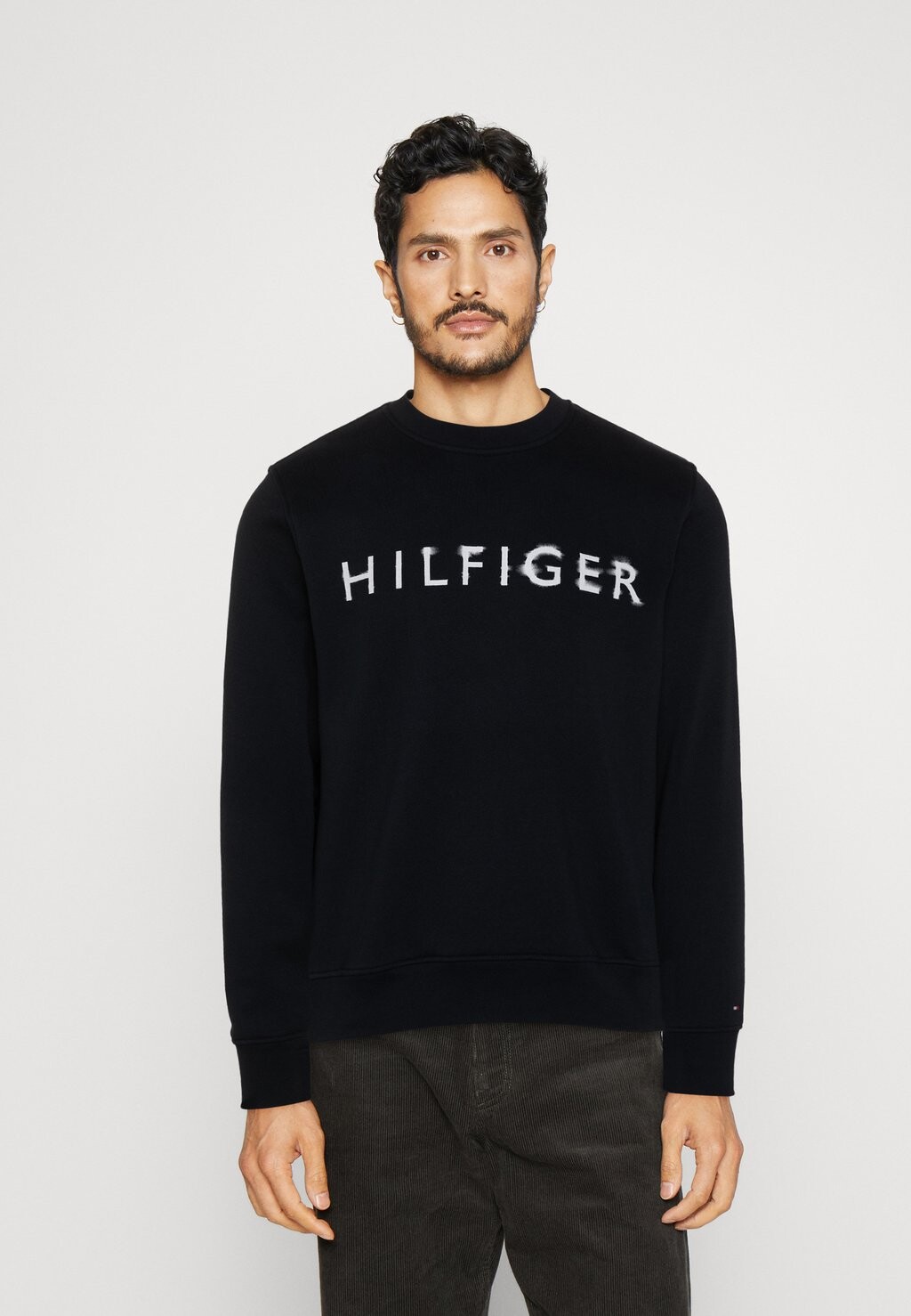 

Толстовка Tommy Hilfiger Ink Crewneck, небо пустыни, Черный