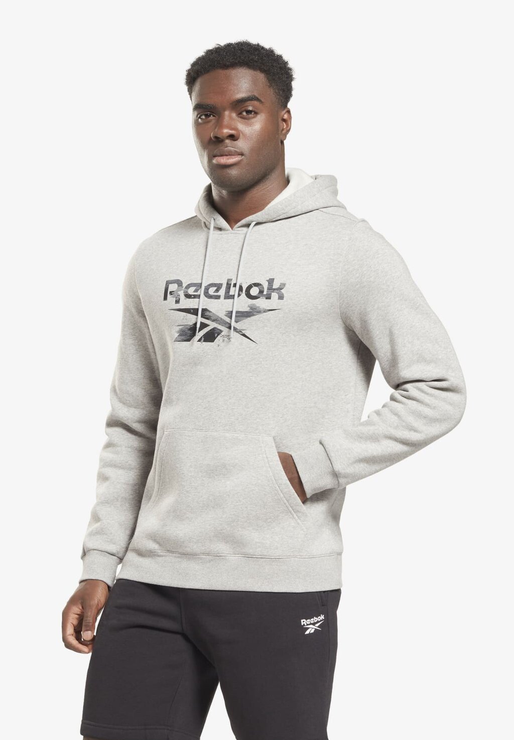 

Толстовка Reebok