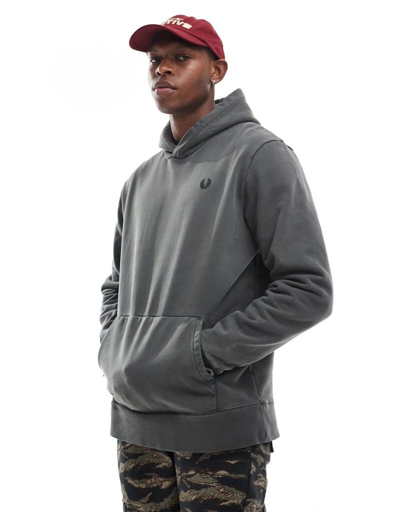 Fred Perry – толстая толстовка серого цвета