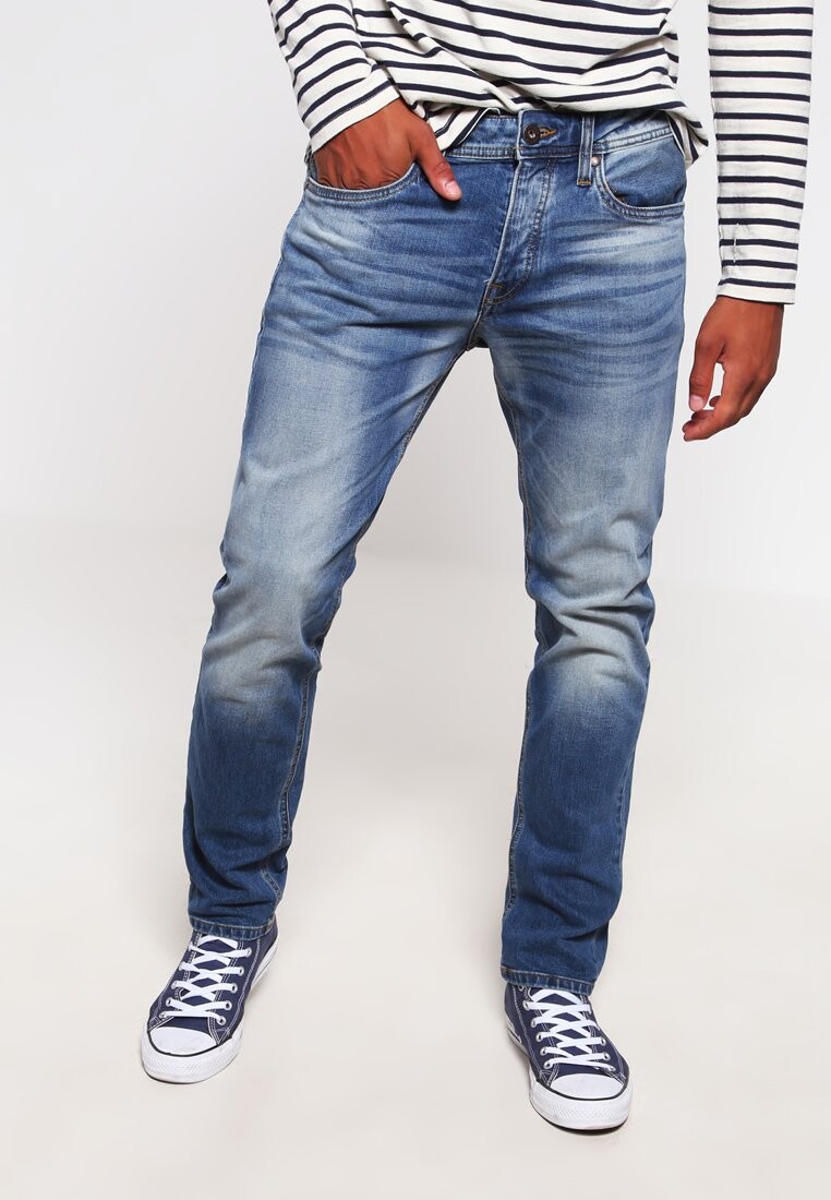 

Джинсы прямого кроя Jack & Jones