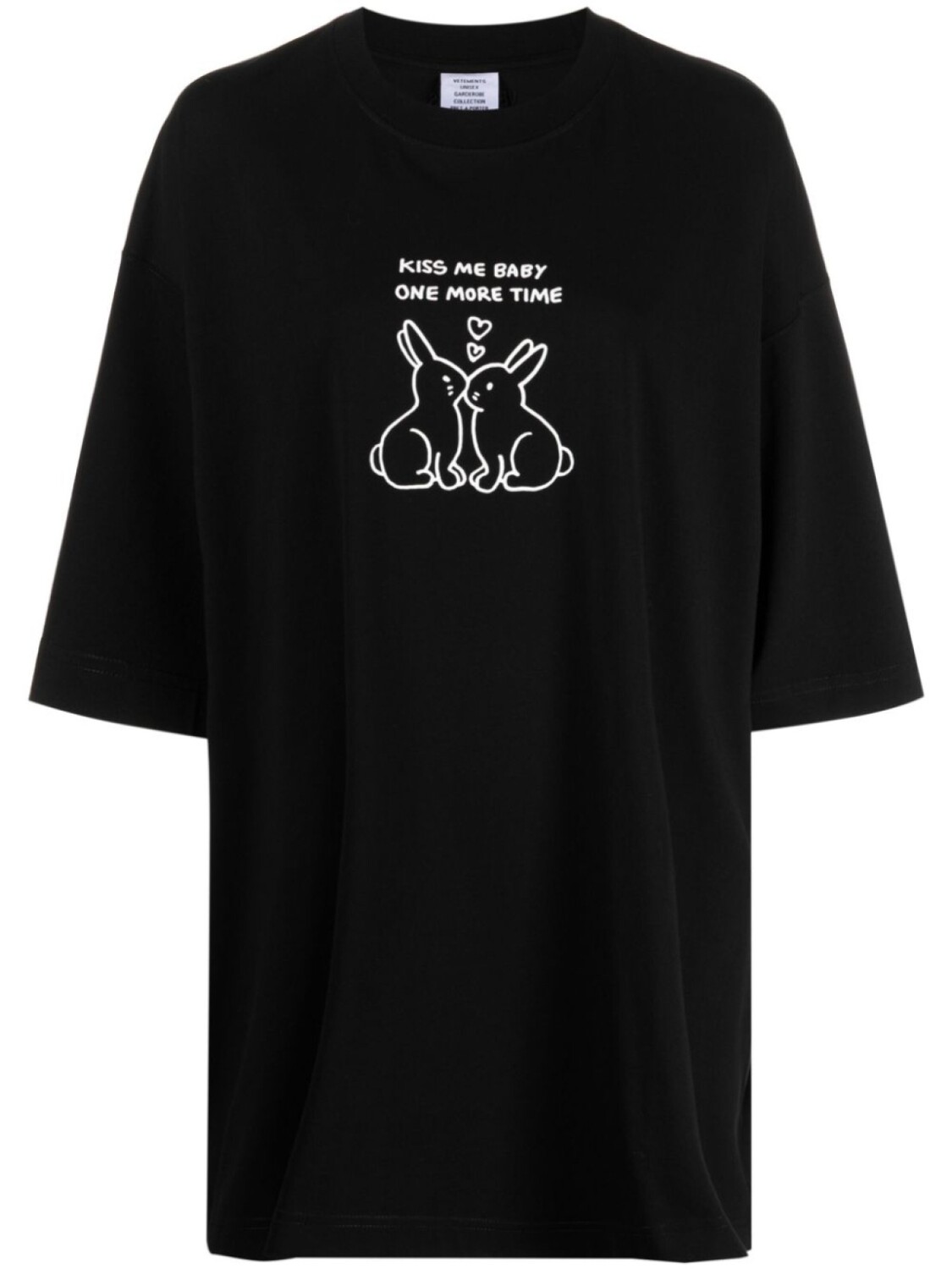 

Футболка с надписью VETEMENTS, черный