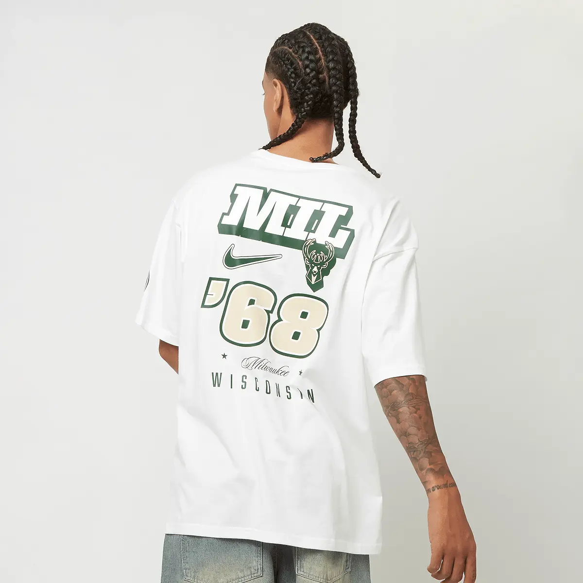 

Футболка Nike NBA MIL VSY Shortsleeve Tee, белый