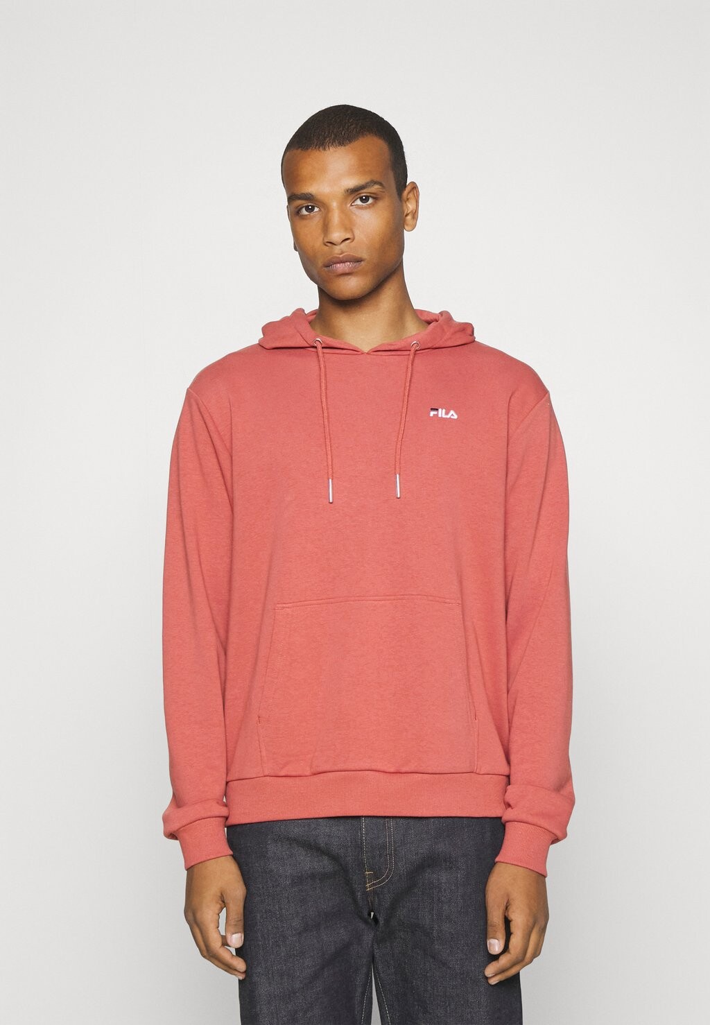 

Толстовка Fila BENGEL REGULAR HOODY, цвет marsala