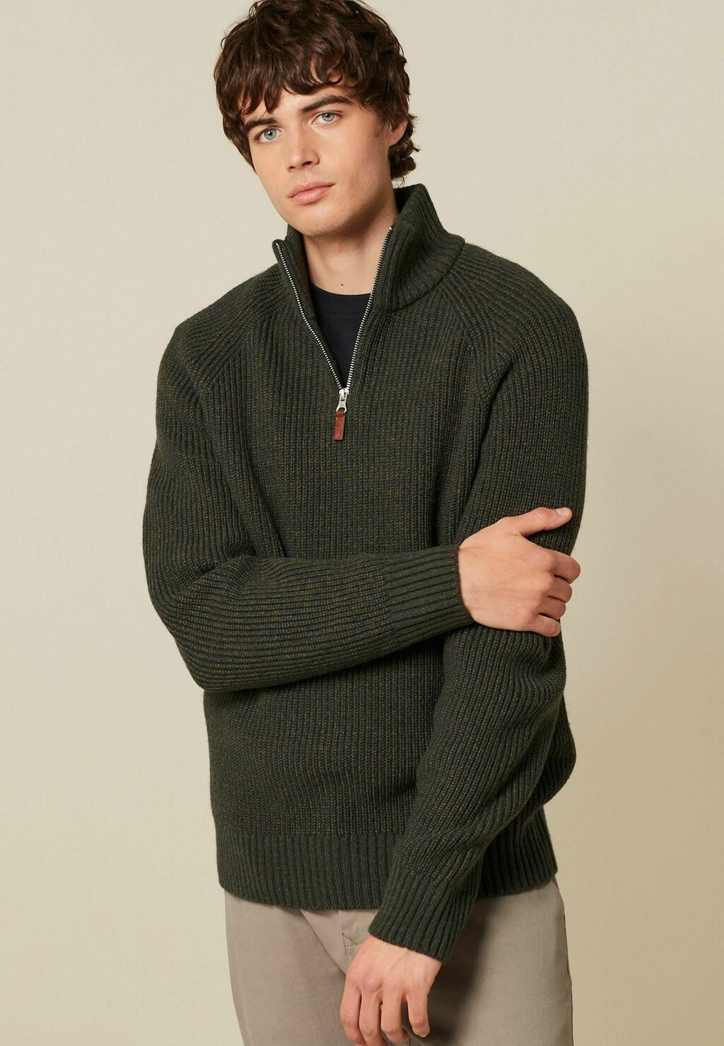 Вязаный джемпер ZIP NECK REGULAR FIT Next, цвет khaki green вязаный джемпер regular fit next цвет navy stripe