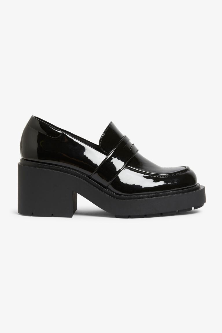

Лоферы на массивном каблуке Monki