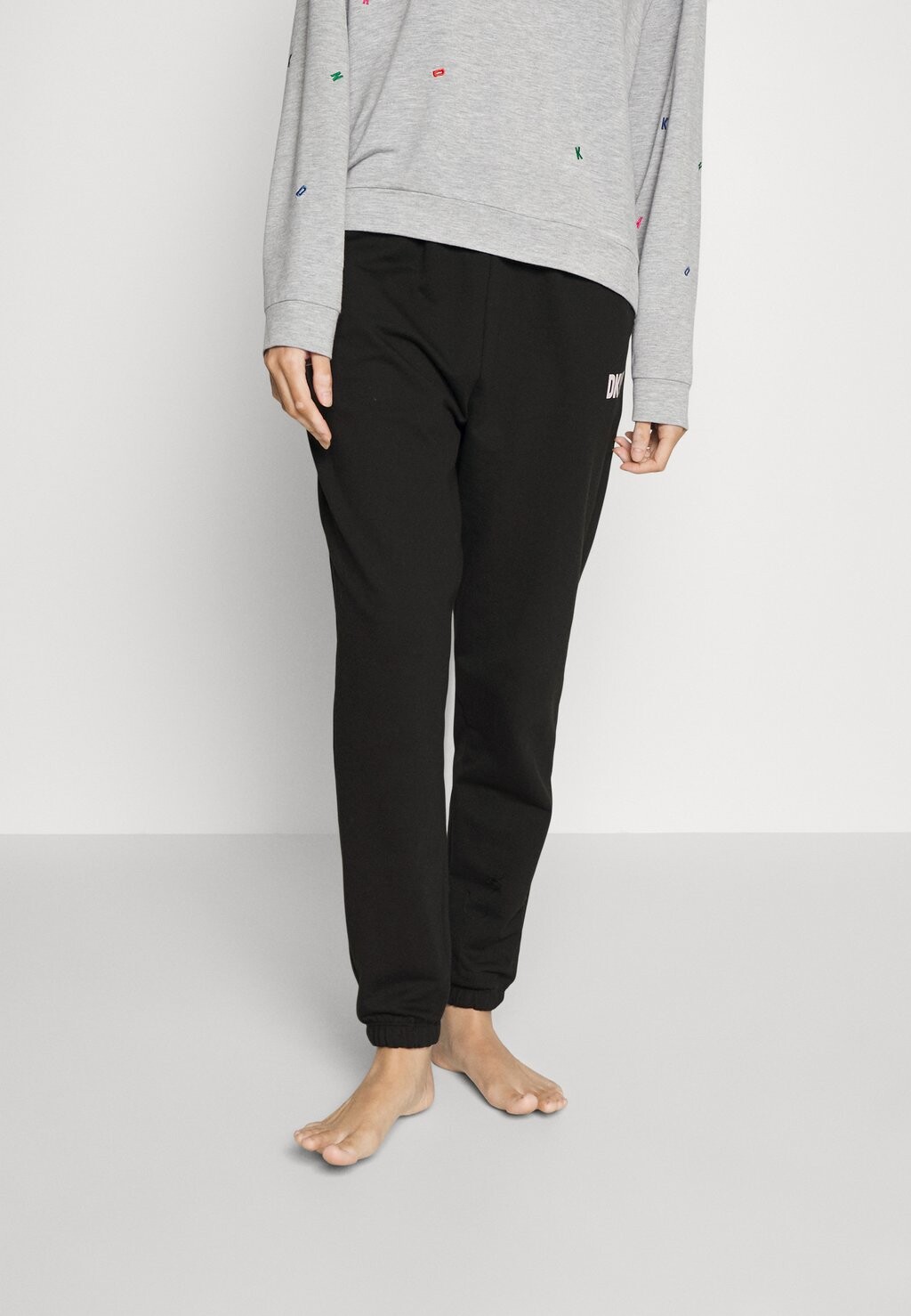 

Низ пижамы DKNY, черный