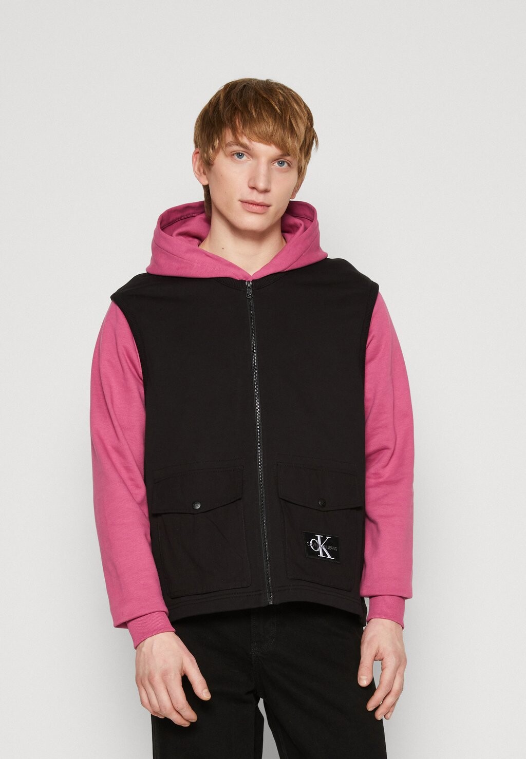 

Жилет Calvin Klein Jeans