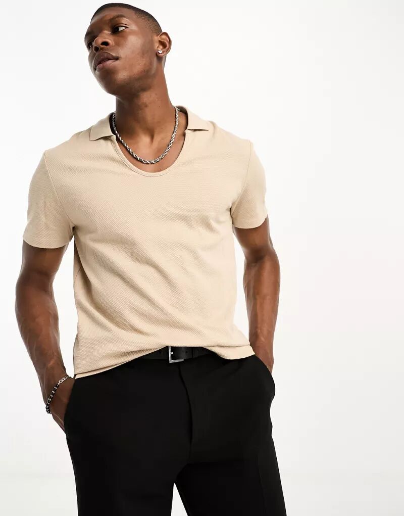 Бежевая рубашка-поло в рубчик с овальным воротником ASOS бежевая рубашка с вафельным воротником asos