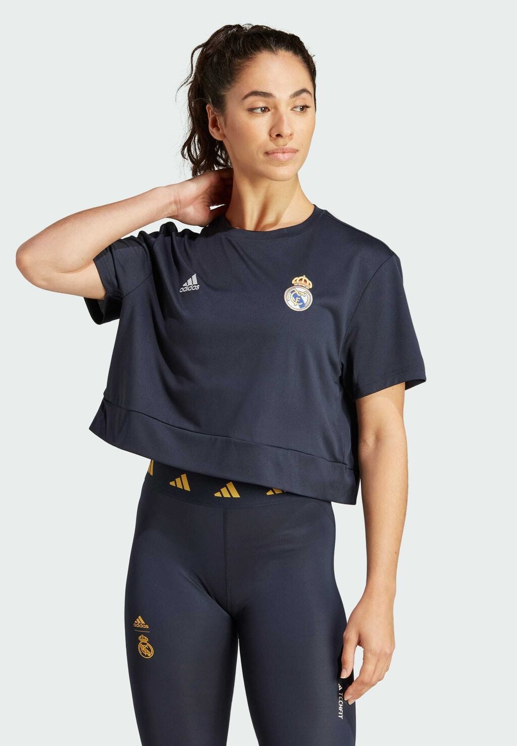 

Спортивная футболка Adidas, Серый