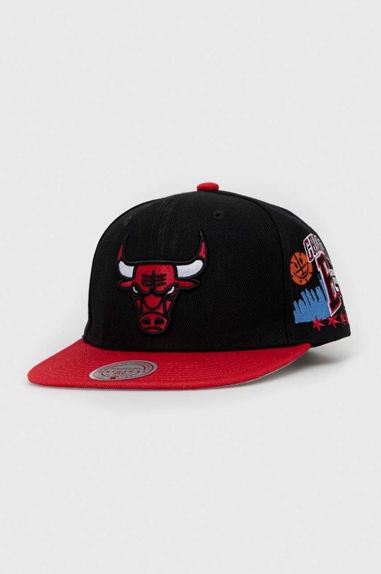 

Бейсбольная кепка CHICAGO BULLS Mitchell&Ness, черный