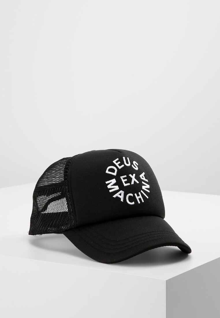 

Кепка Circle Logo Trucker Classics Deus Ex Machina, черный