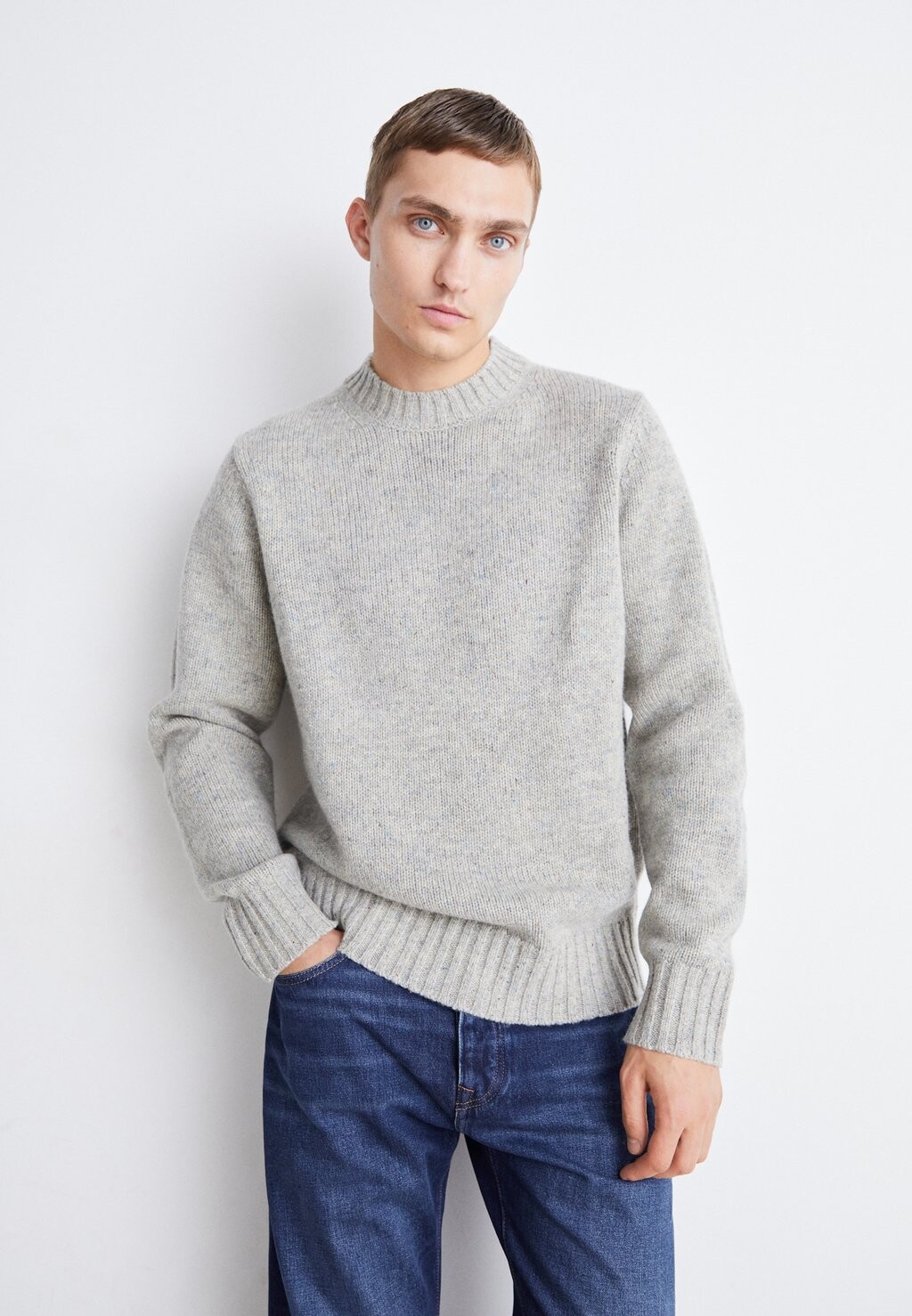

Свитер Gary Fleck Roundneck Les Deux, цвет grey melange