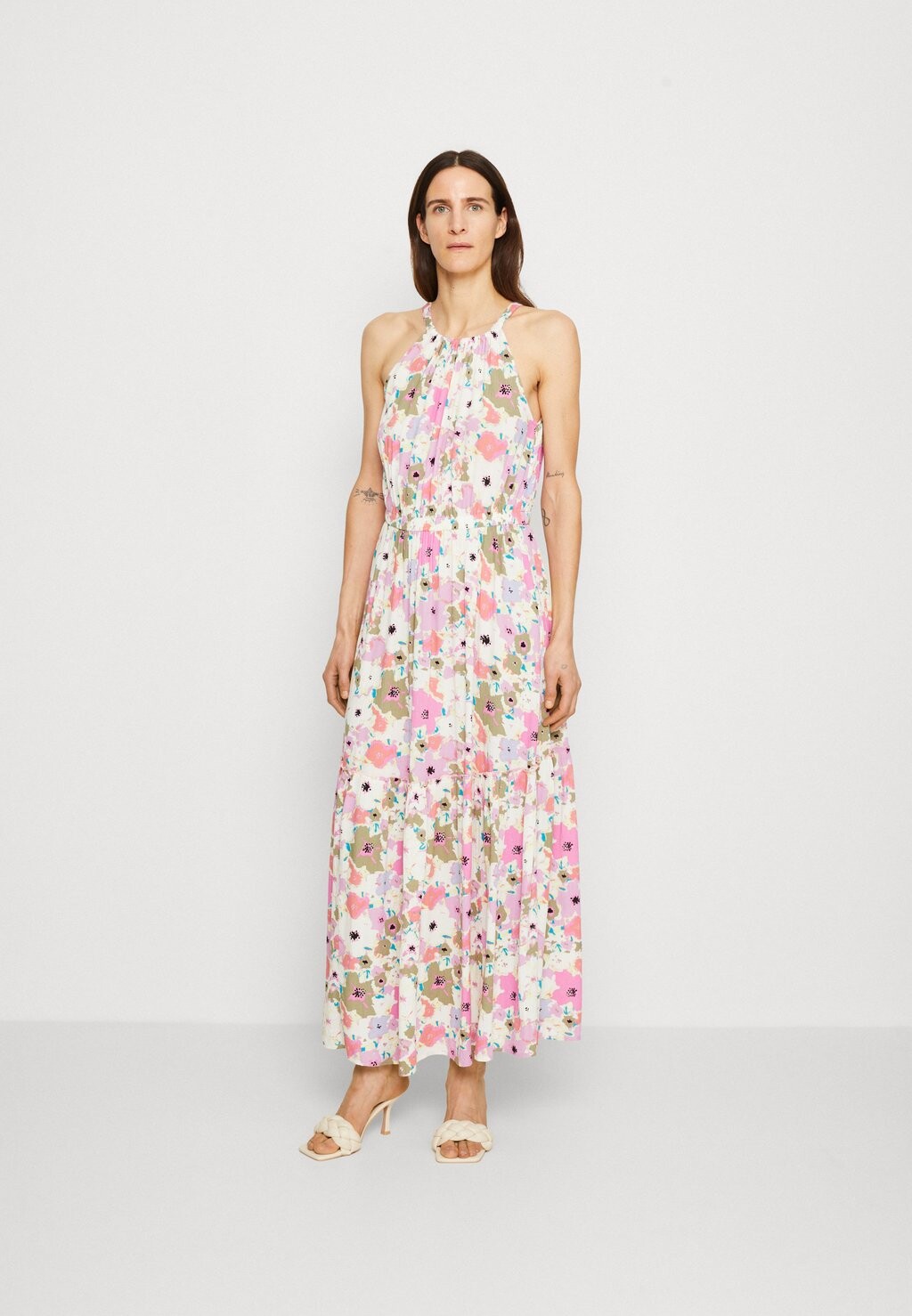 

Платье макси edc by Esprit