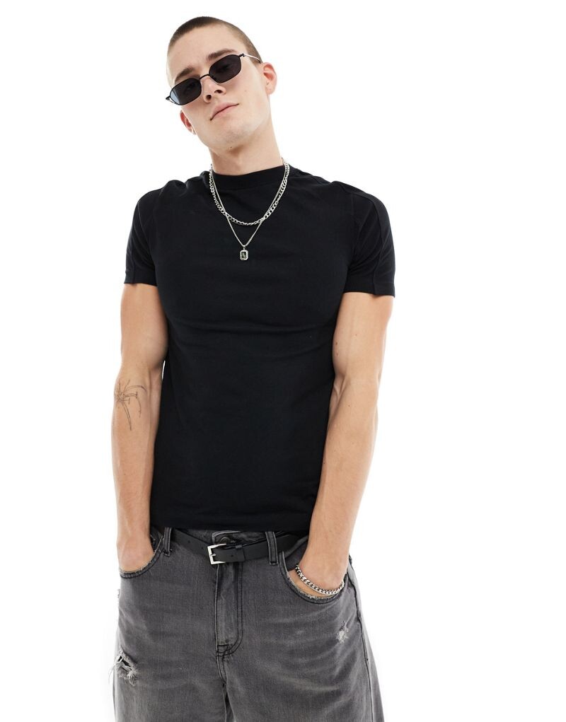 

Черная приталенная футболка с ребристыми вставками ASOS DESIGN